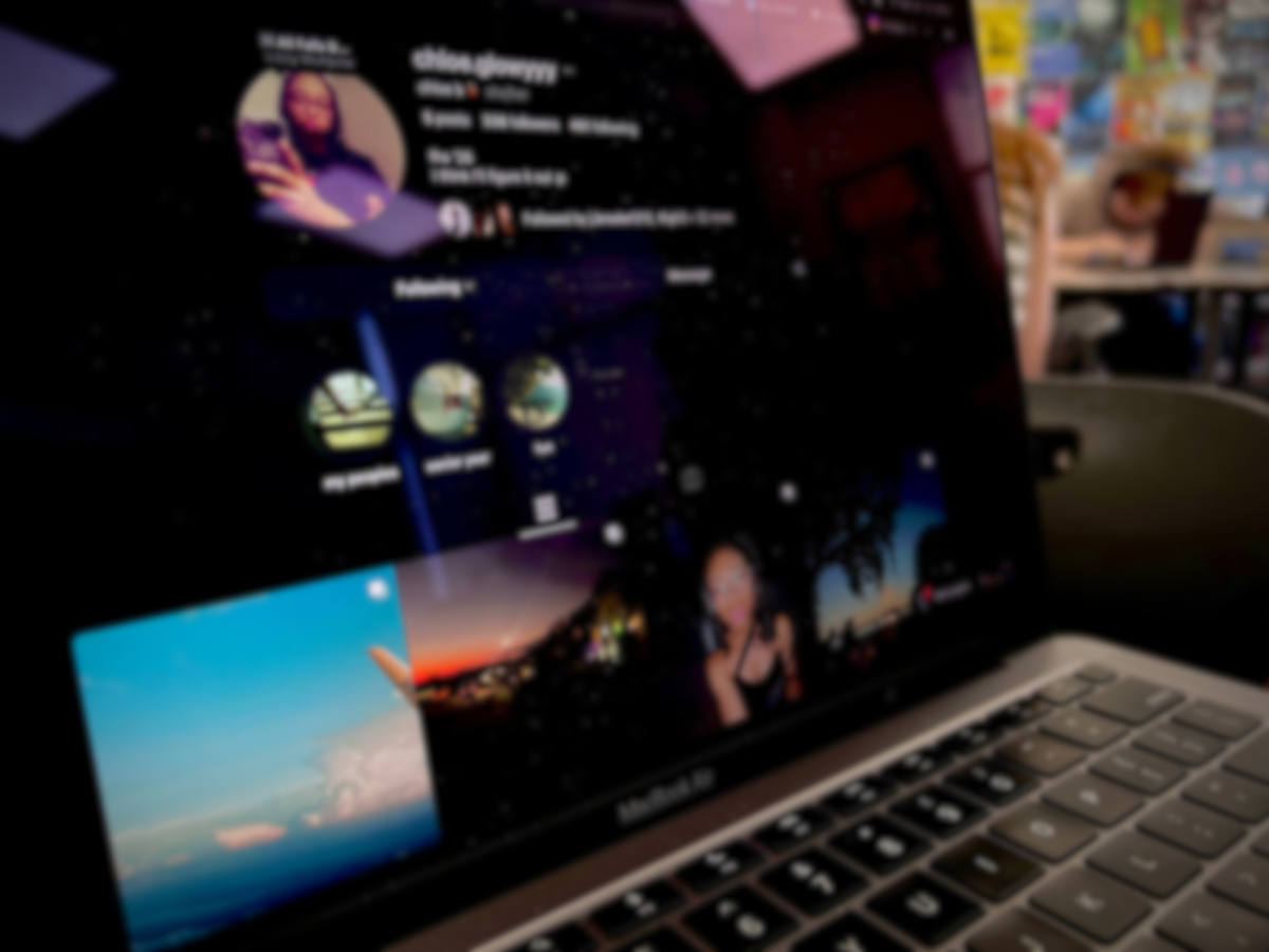 The importance of the grid: How teenagers curate their social media