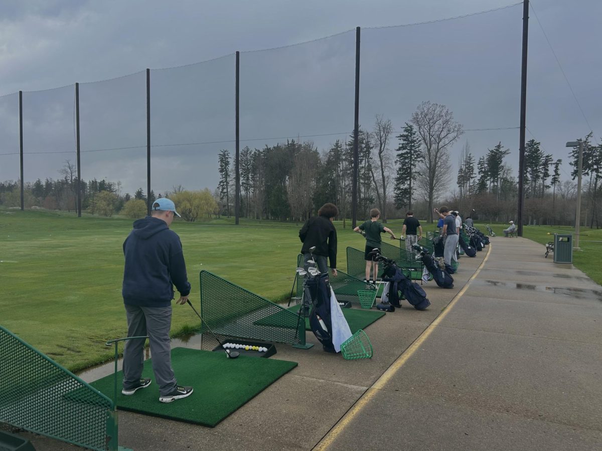 Boys golf tees off for the season ahead